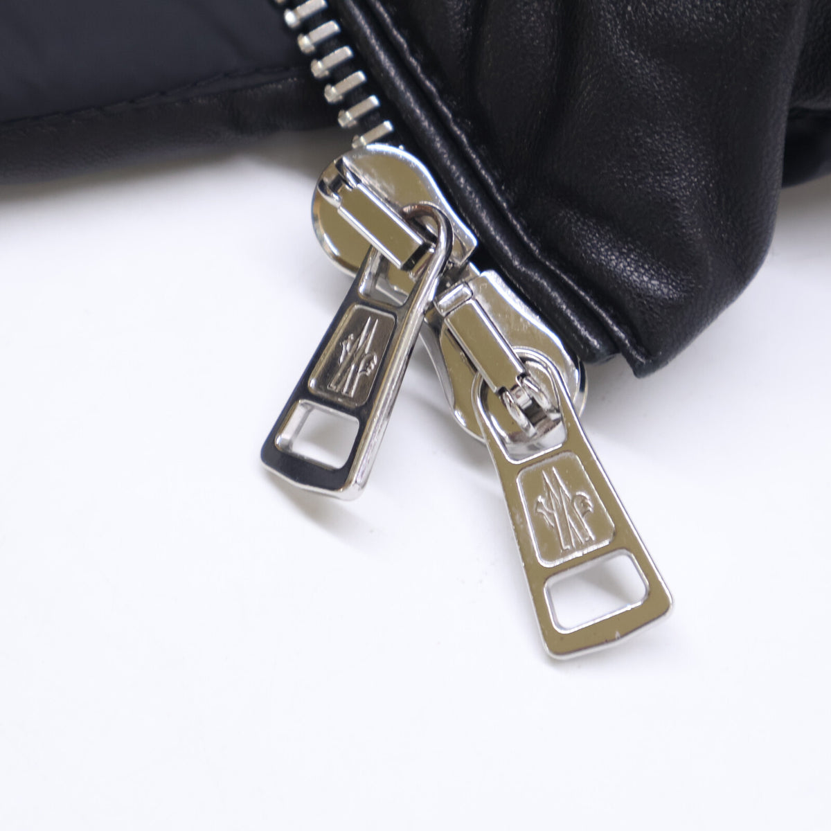 MONCLER モンクレール 【美品】AMIOT オールレザー ライダース ダウンジャケット ジャケット