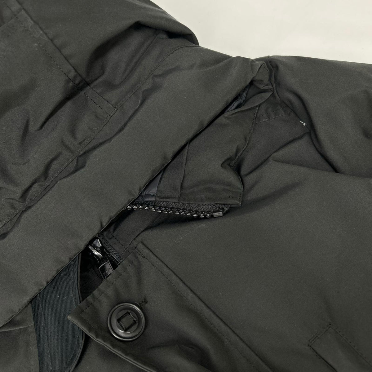 CANADA GOOSE カナダグース ブラック 2053MB Chateau Parka/シャトーパーカ ダウンジャケット ジャケット