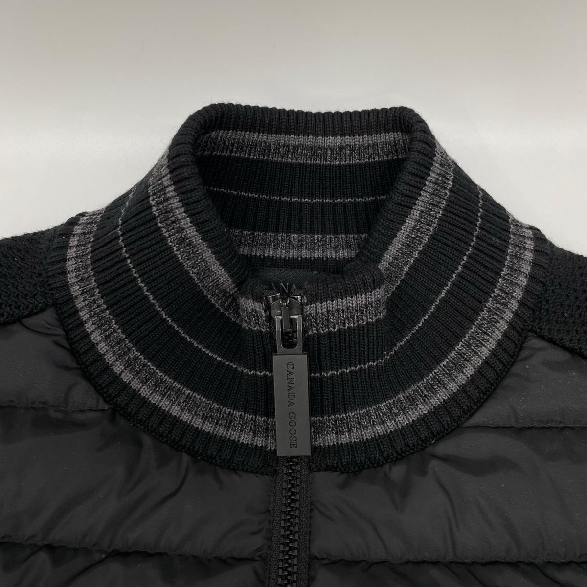 CANADA GOOSE カナダグース ブラック 6830MB ハイブリッジニットダウンジャケット ジャケット