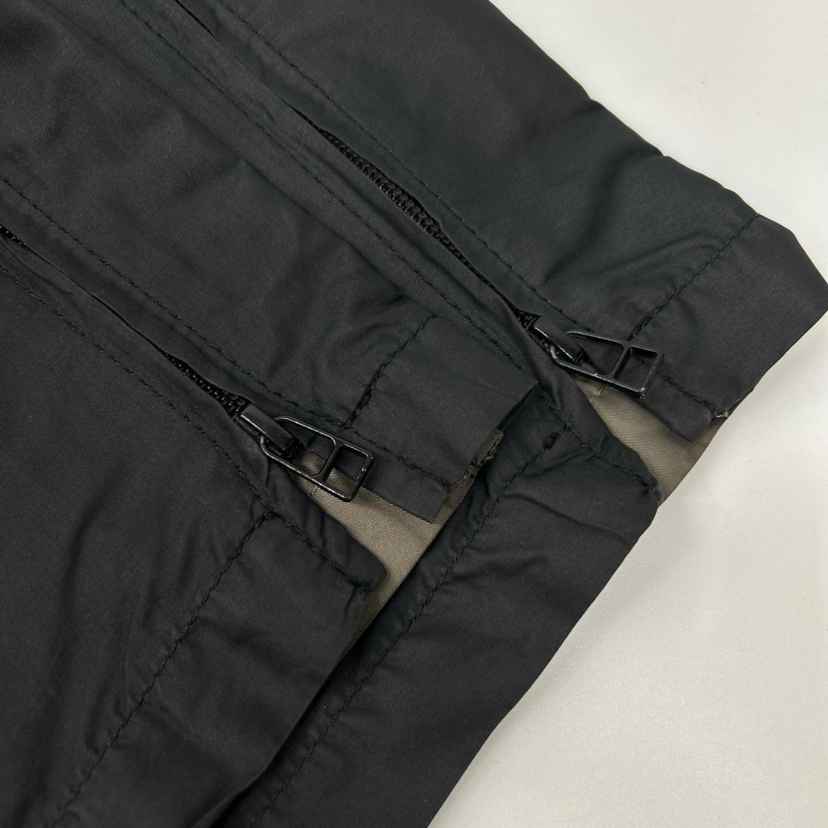 ISSEY MIYAKE MEN イッセイミヤケメン 11AW ME13FF132 ブラック ナイロン サイドジップボトムス ボトムス