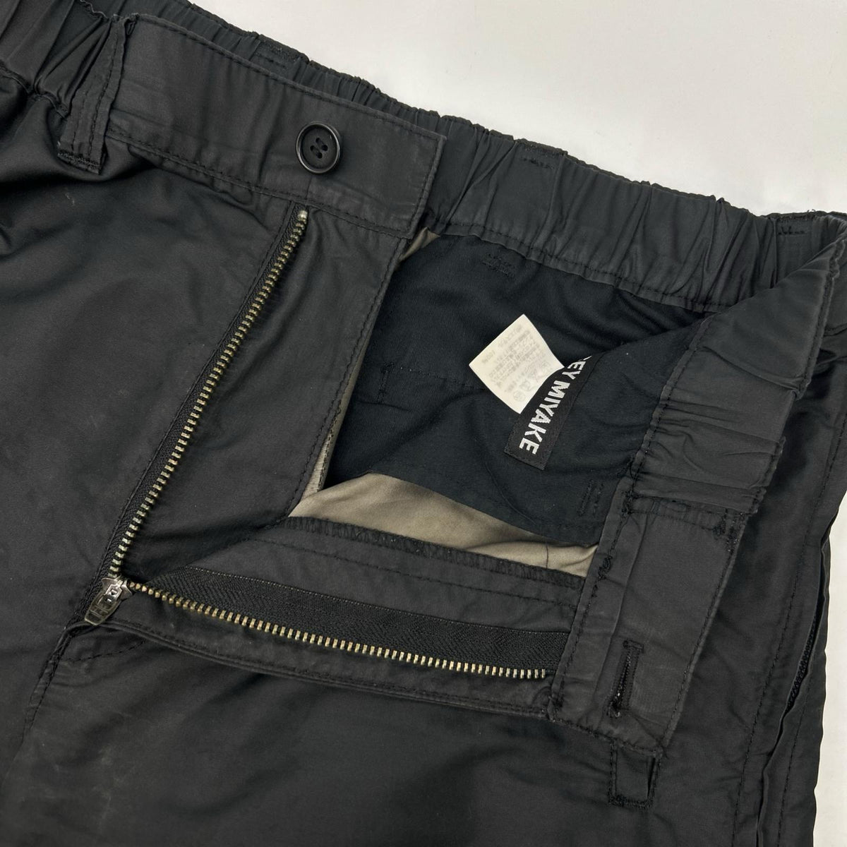 ISSEY MIYAKE MEN イッセイミヤケメン 11AW ME13FF132 ブラック ナイロン サイドジップボトムス ボトムス