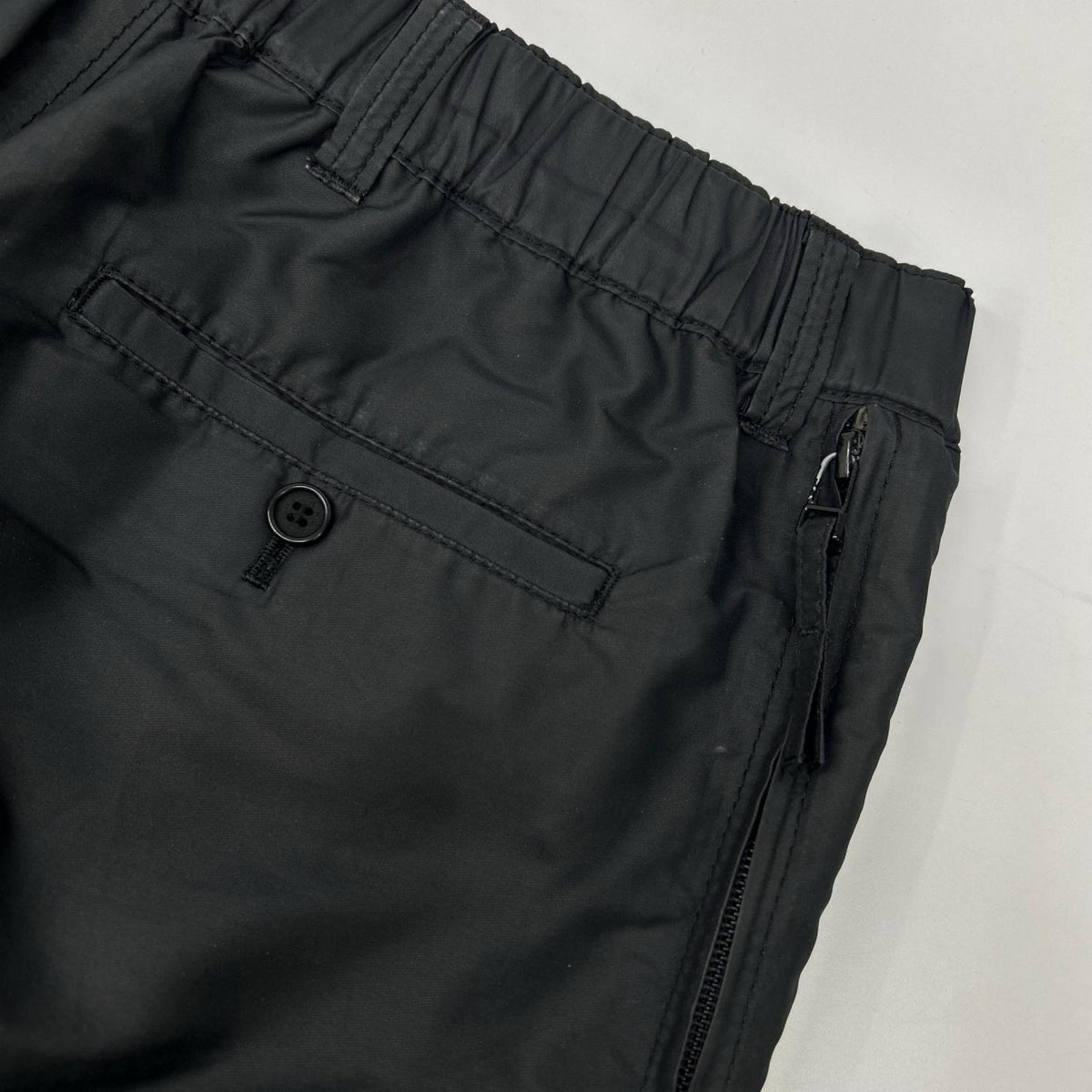 ISSEY MIYAKE MEN イッセイミヤケメン 11AW ME13FF132 ブラック ナイロン サイドジップボトムス ボトムス