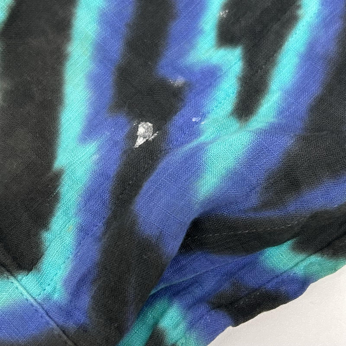 ISSEY MIYAKE MEN イッセイミヤケメン 14AW ME43FJ166 ブルー×ブラック サイケデリックラインプリントシャツ トップス