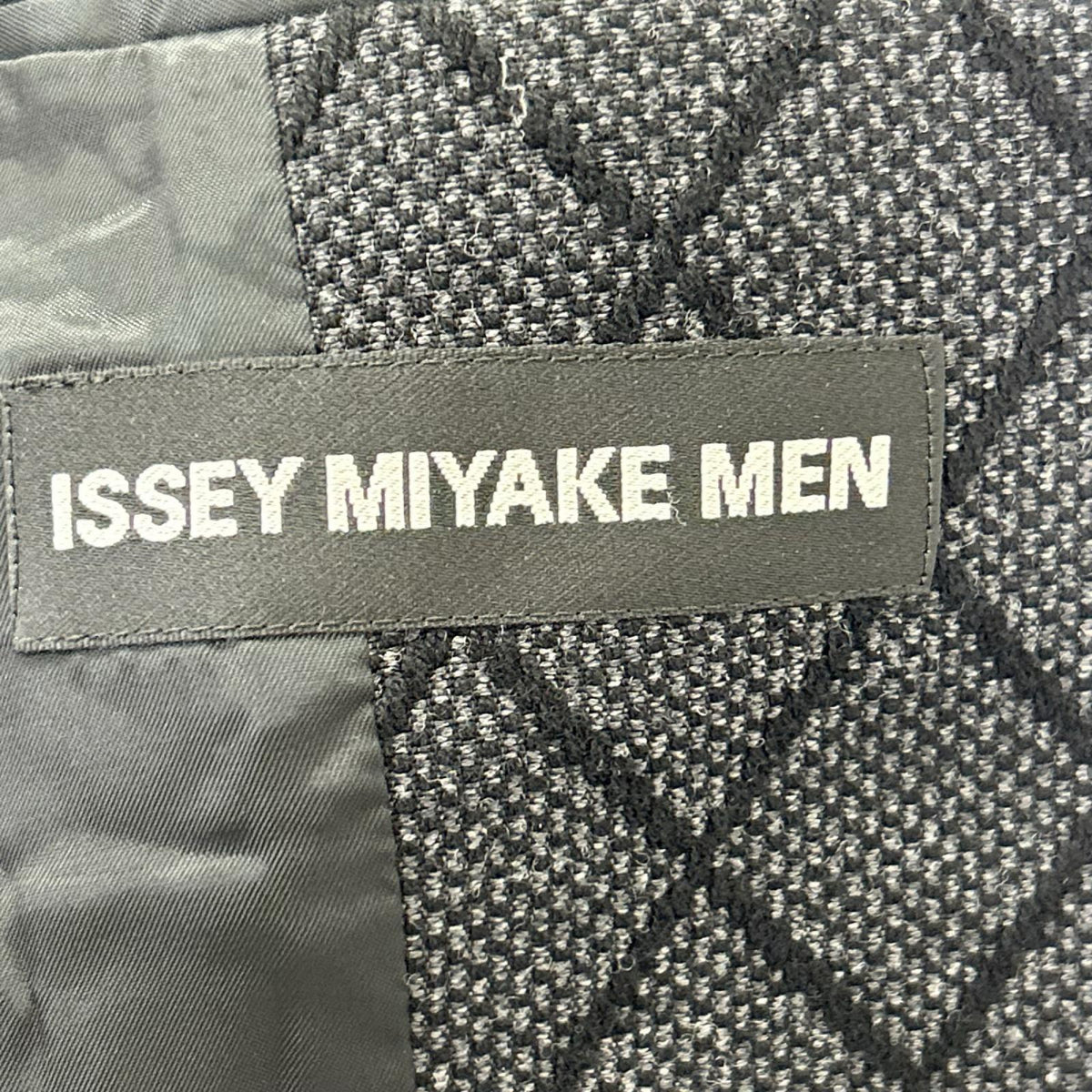 ISSEY MIYAKE MEN イッセイミヤケメン 13AW ME33FD210 グレー 袖切り替え テーラードジャケット ジャケット
