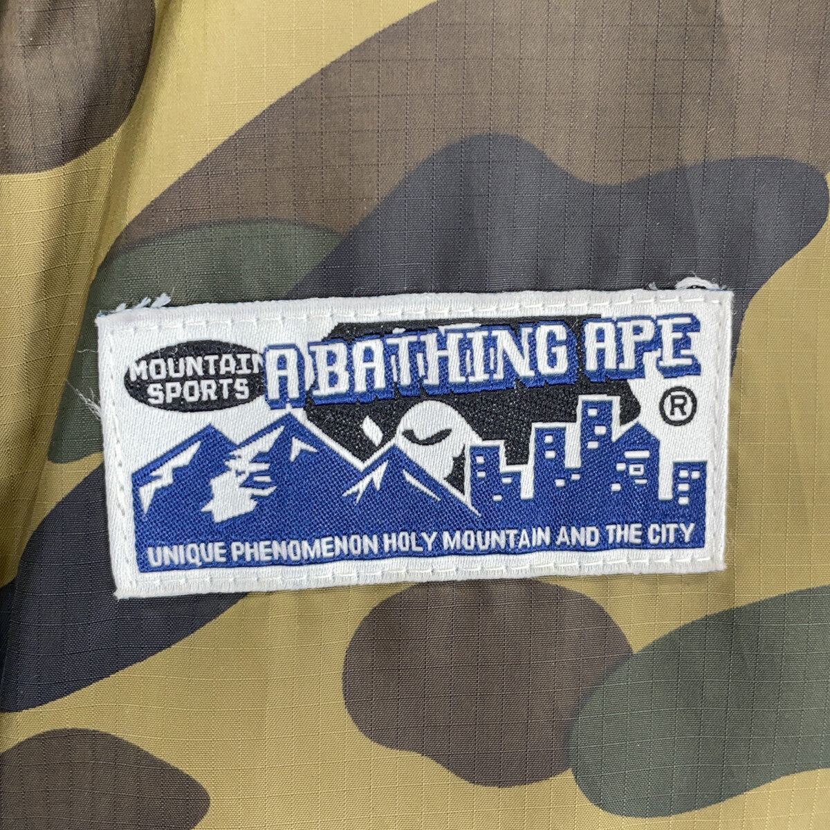 A BATHING APE アベイシングエイプ ブラック×オリーブドラブカラー エイプカモ リバーシブル ダウンベスト ベスト