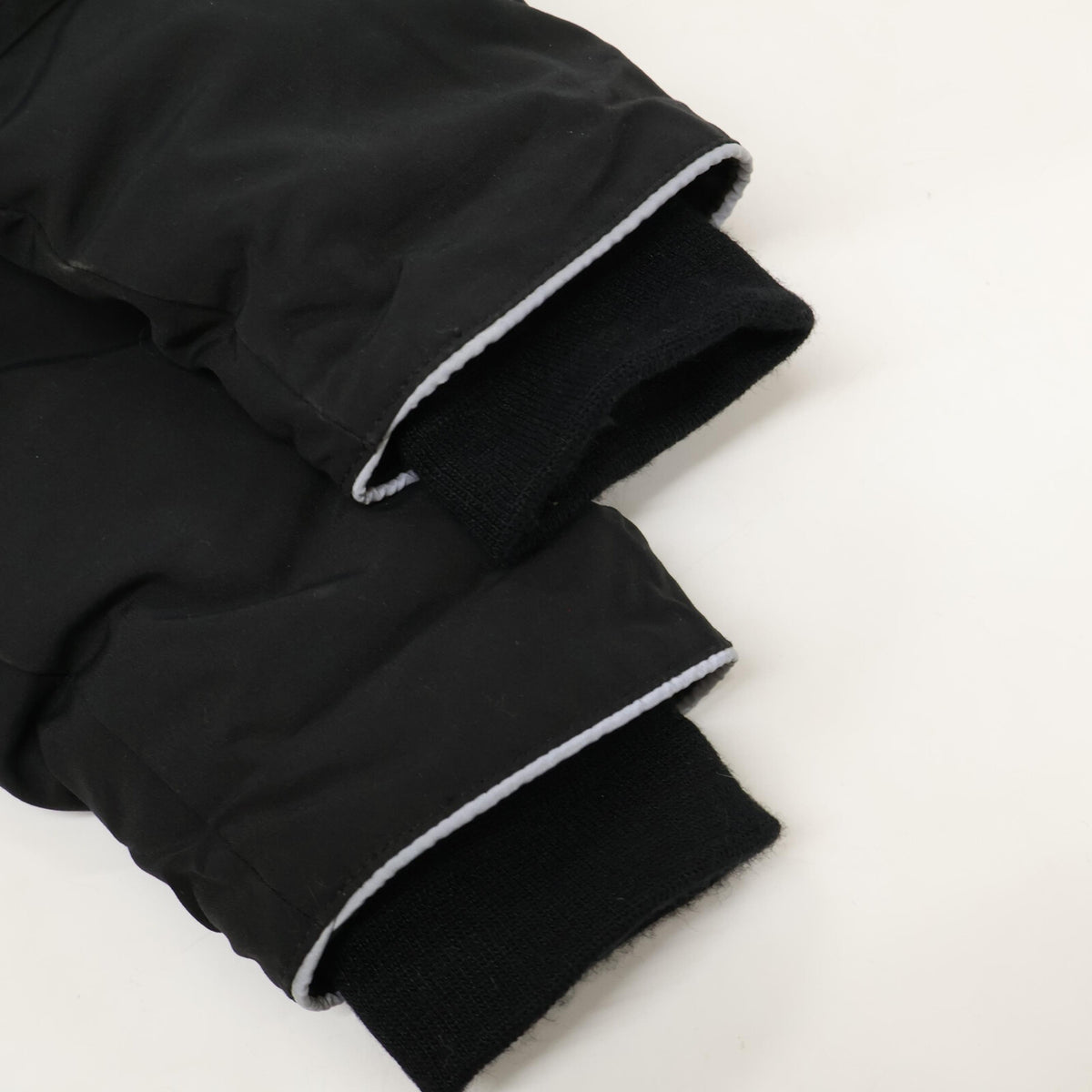 CANADA GOOSE カナダグース 【国内正規（株）サザビーリーグ】4595K フード付ダウンジャケット ジャケット