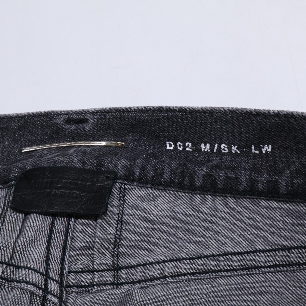 SAINT LAURENT PARIS 圣罗兰巴黎 821820 拉链门襟牛仔裤/下装