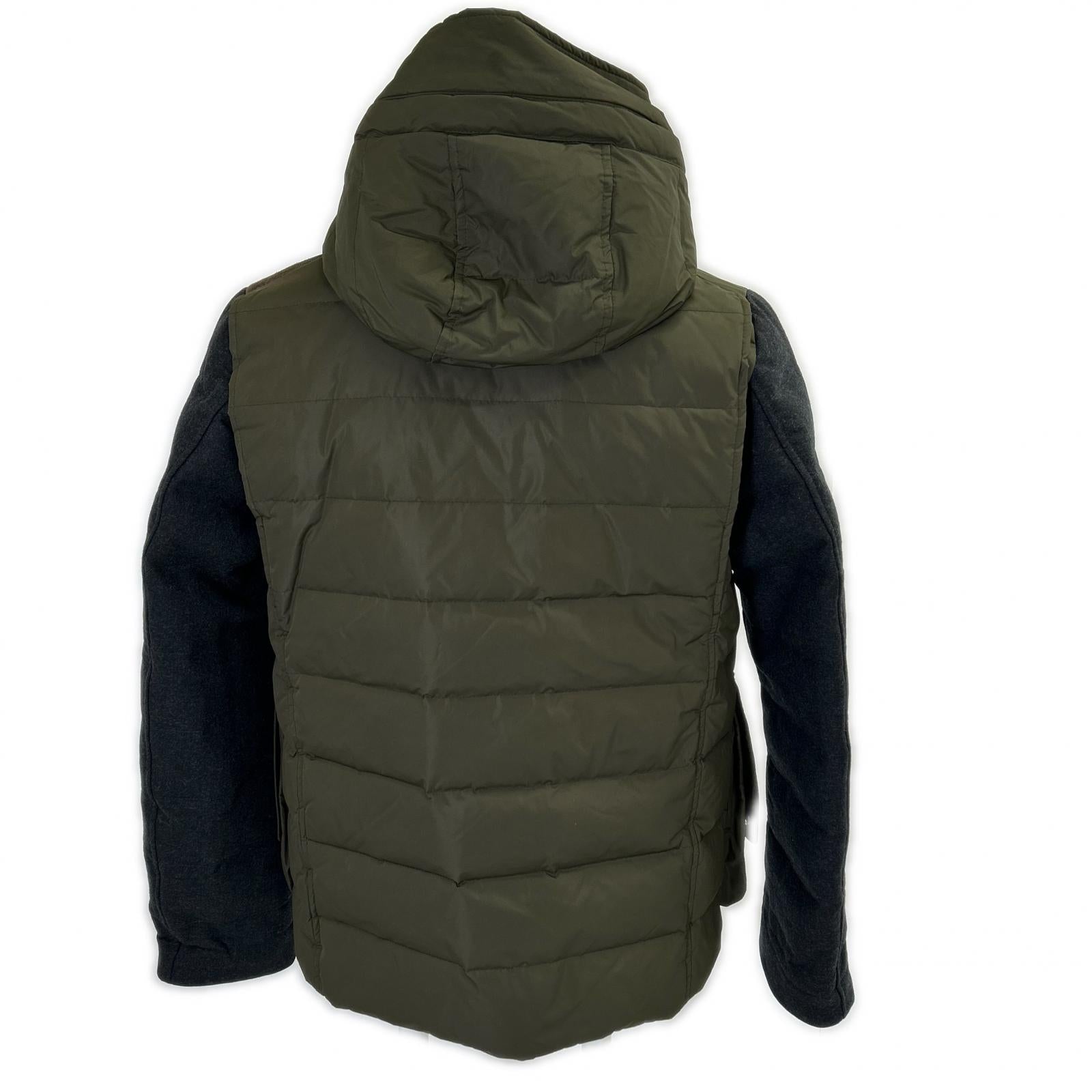 MONCLER 盟可睐 GAMME BLUE 线 GAMME BLUE 123914132080 袖部拼接 部分麂皮 连帽羽绒夹克 夹克