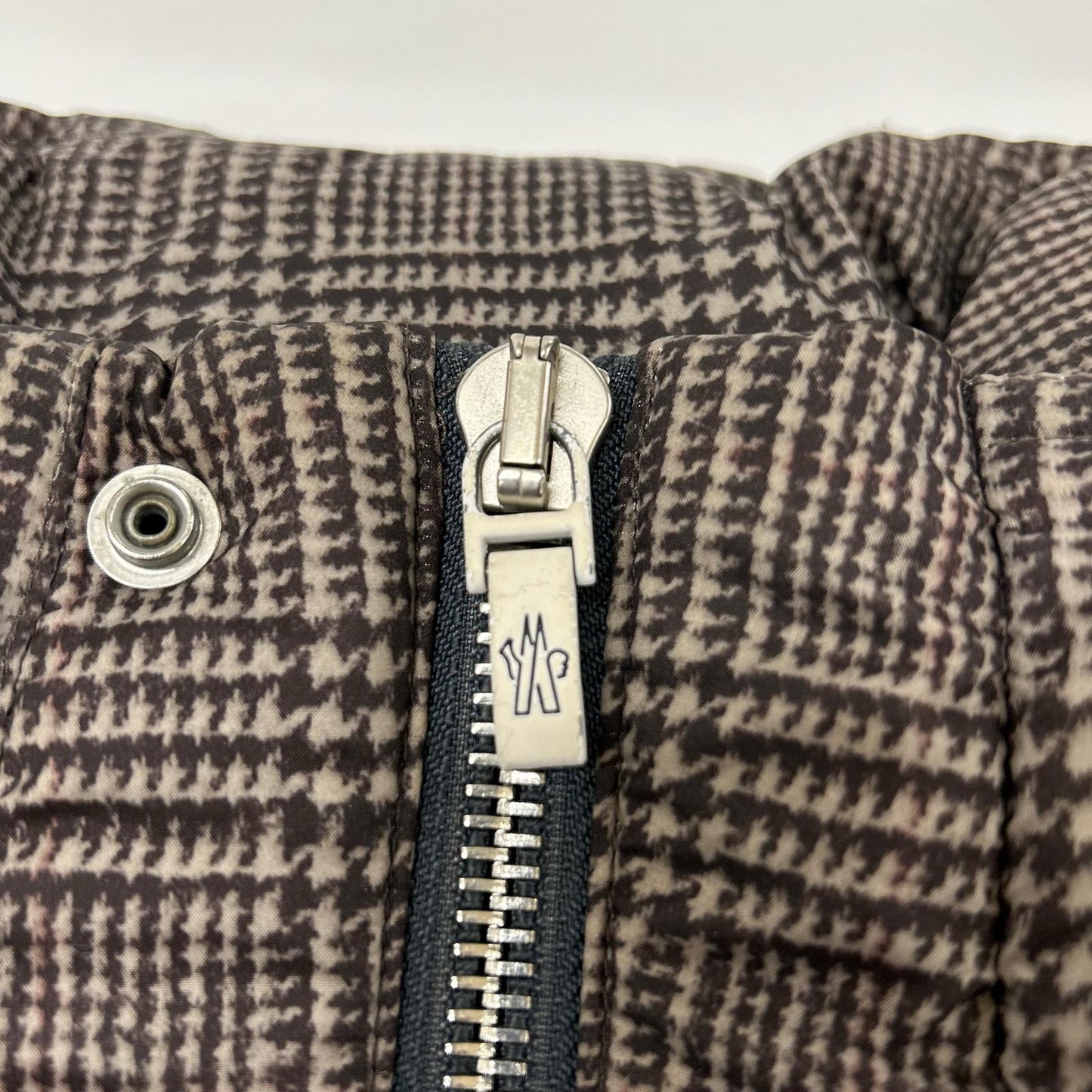 MONCLER 盟可睐 GAMME BLEU 伽姆布鲁 格纹印花羽绒夹克 夹克