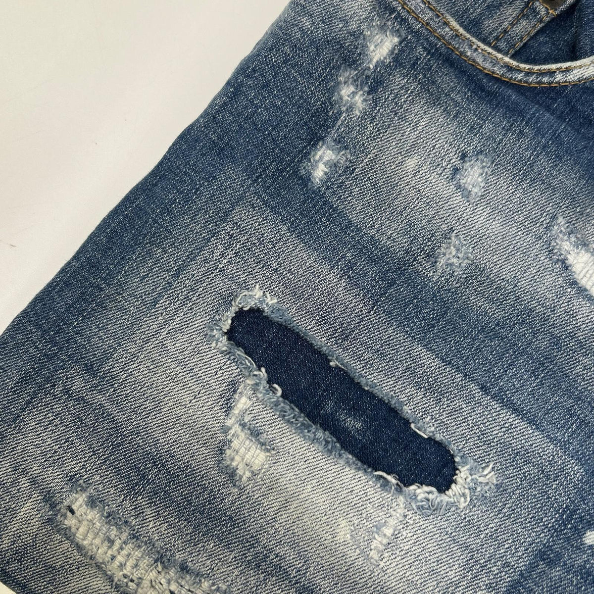 DSQUARED2 ディースクエアード S74LB1440 インディゴ ダメージ加工 Super Twinky Jean/スーパーツインキージーン デニムパンツ ボトムス