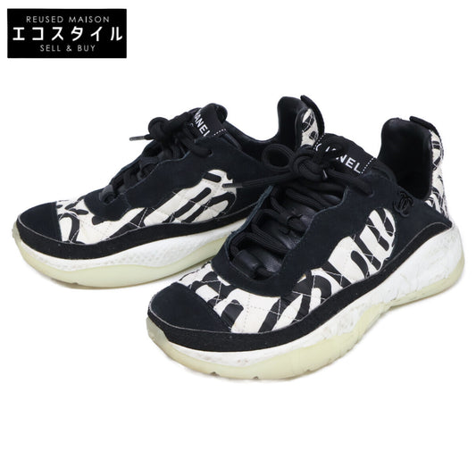 CHANEL G38290 Graphic Logo Sneakers Shoes