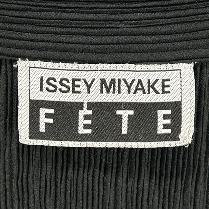 ISSEY MIYAKE FETE イッセイミヤケフェット IF52FD421 ブラック プリーツ テーラードジャケット ジャケット