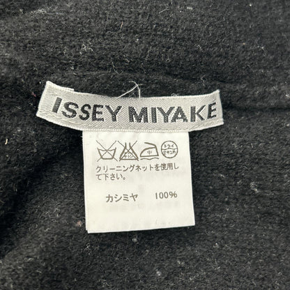 ISSEY MIYAKE IM63KT004 Black Cashmere V-Neck Knit Sweater Tops