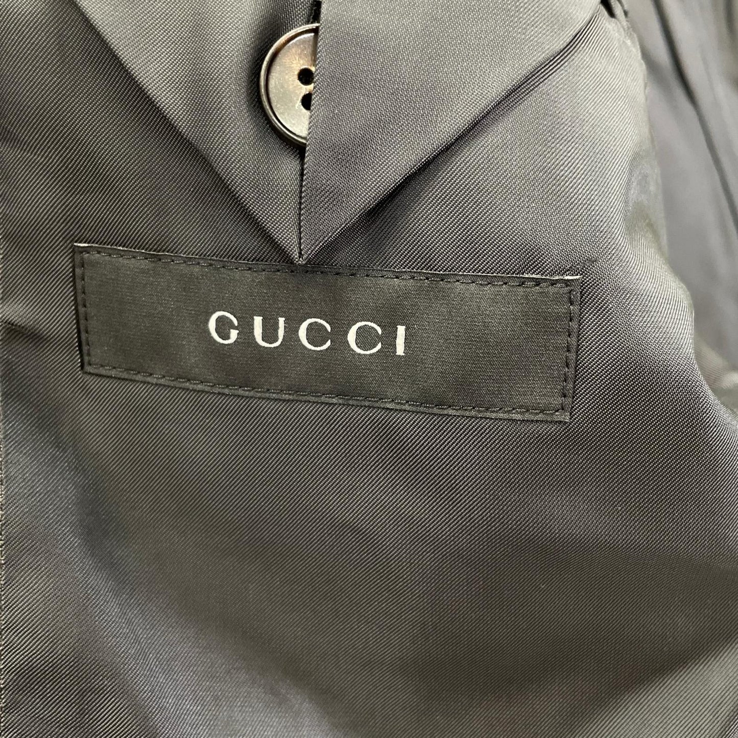 GUCCI グッチ グレー ウール ストライプ シングル 3B スーツ スーツ セットアップ