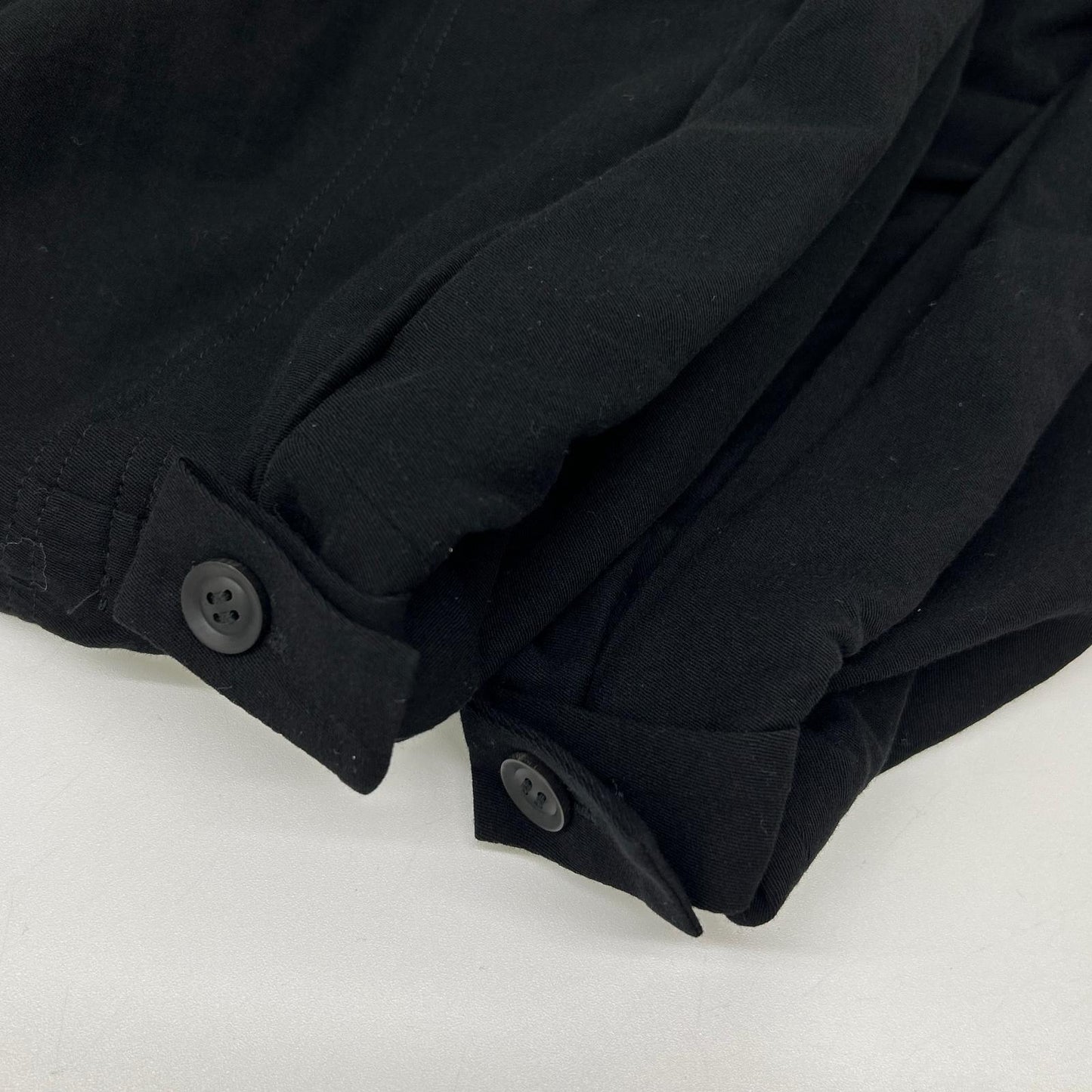 yohjiyamamoto ヨウジヤマモト HK-T40-092 ブラック HIGH TWISTED JERSEY TAB DETAIL PANTS ボトムス