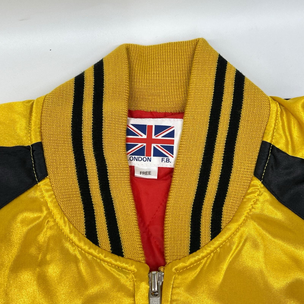 その他ブランド 【LONDON F.B.】イエロー×ブラック サテン スカジャン ジャケット
