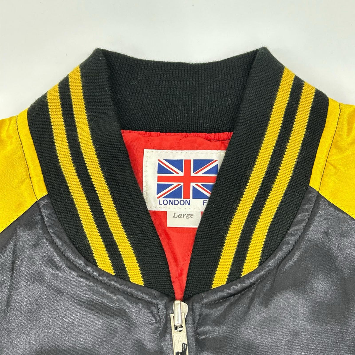 その他ブランド 【LONDON F.B.】イエロー×ブラック サテン スカジャン ジャケット
