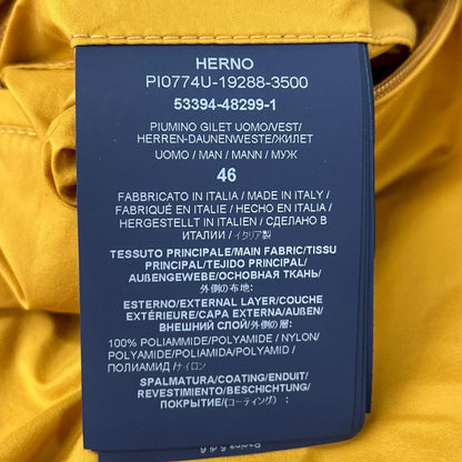HERNO 赫尔诺 PI0774U 芥末色连帽羽绒马甲 上衣