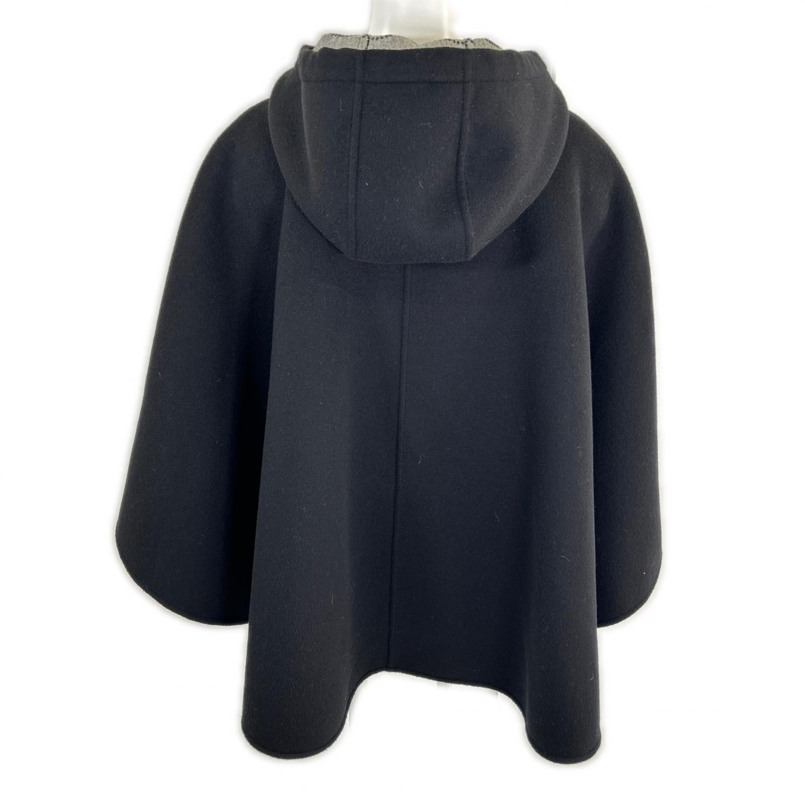 新品同様 国内正規 25AW FSCO08 ﾏﾋﾅﾓﾉｸﾞﾗﾑ ﾘﾊﾞｰｼﾌﾞﾙ ﾎﾟﾝﾁｮ/ｹｰﾌﾟ ポンチョ ケープ TU レディース