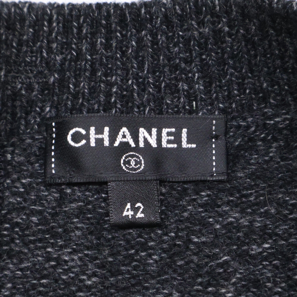CHANEL シャネル 【美品】P57017K07430 カシミヤ バックボタン ニットセーター トップス