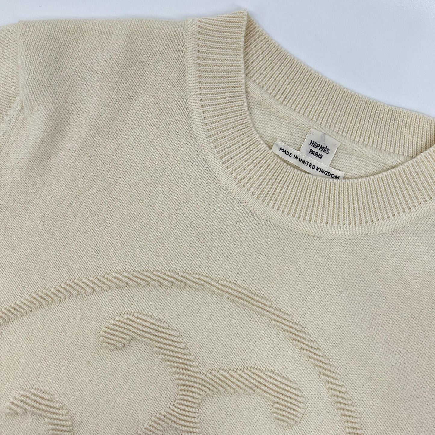HERMES Hermès 2H2663D1 Off-White H Lift Cashmere Short-Sleeve Knit Top