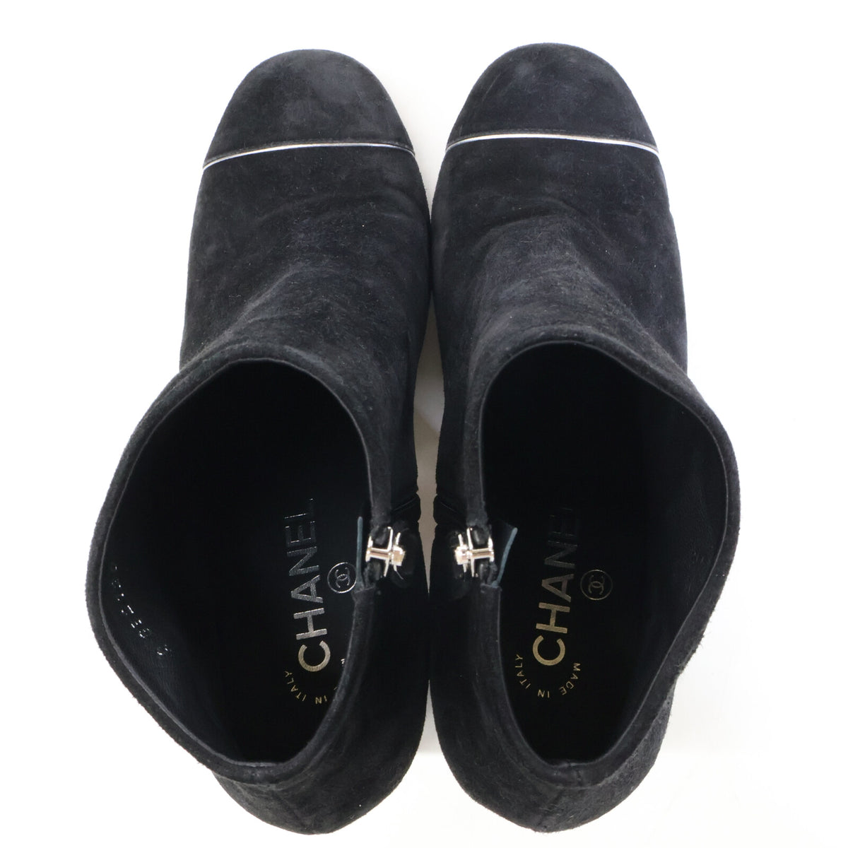 CHANEL [Excellent condition] G32120 Coco Mark suede side-zip ankle boots