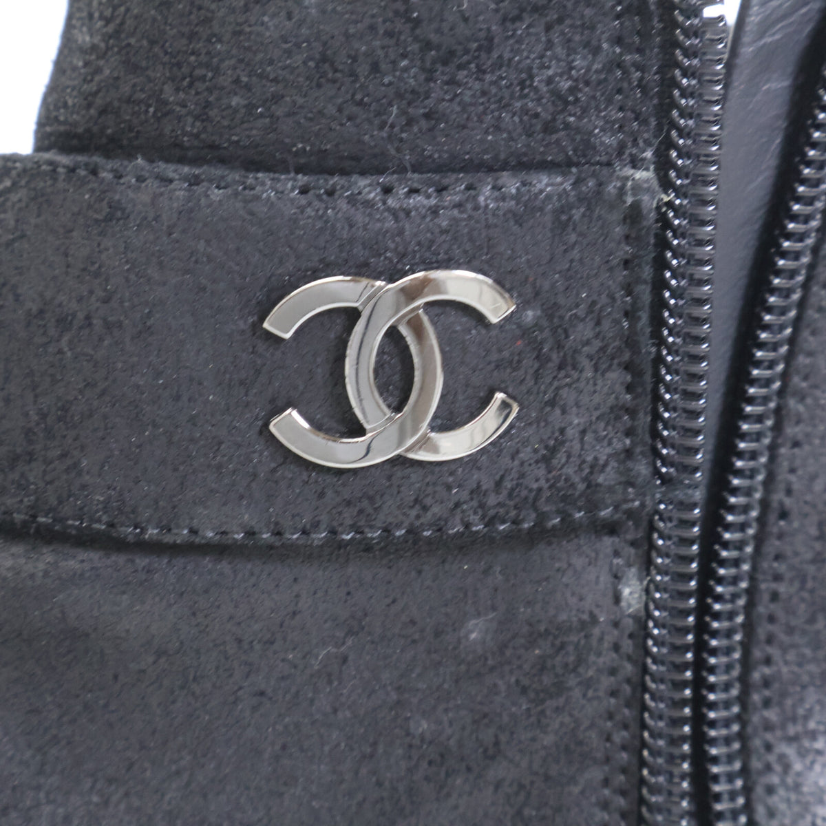 CHANEL G27906 Coco Mark belt side-zip ankle boots
