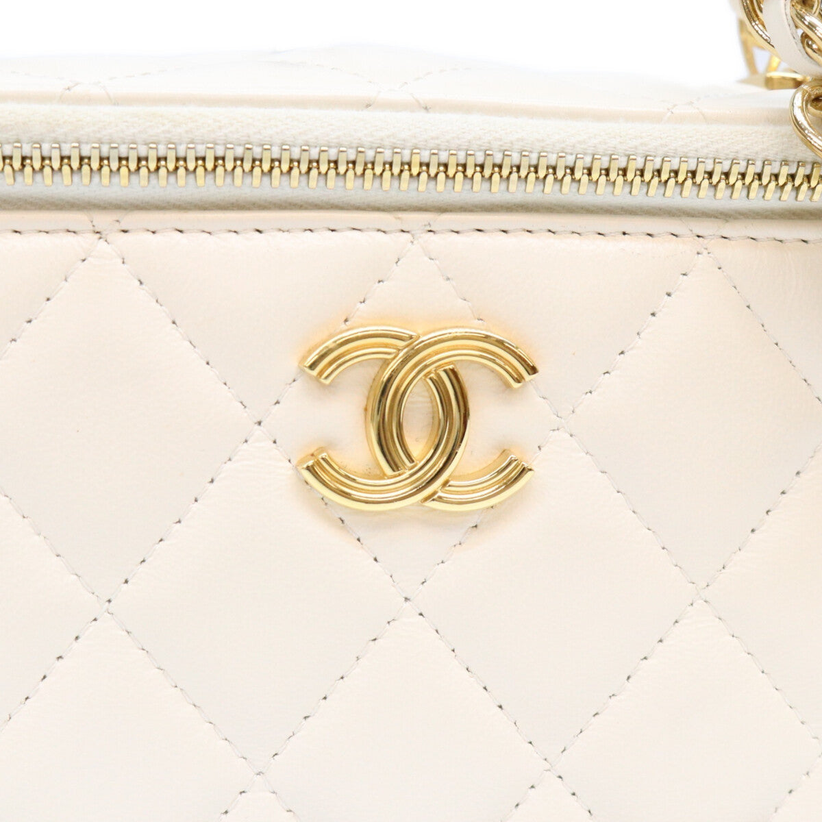 CHANEL シャネル AP3315 白 ラム チェーントップハンドル G金具 バニティ ショルダーバッグ ショルダーバッグ