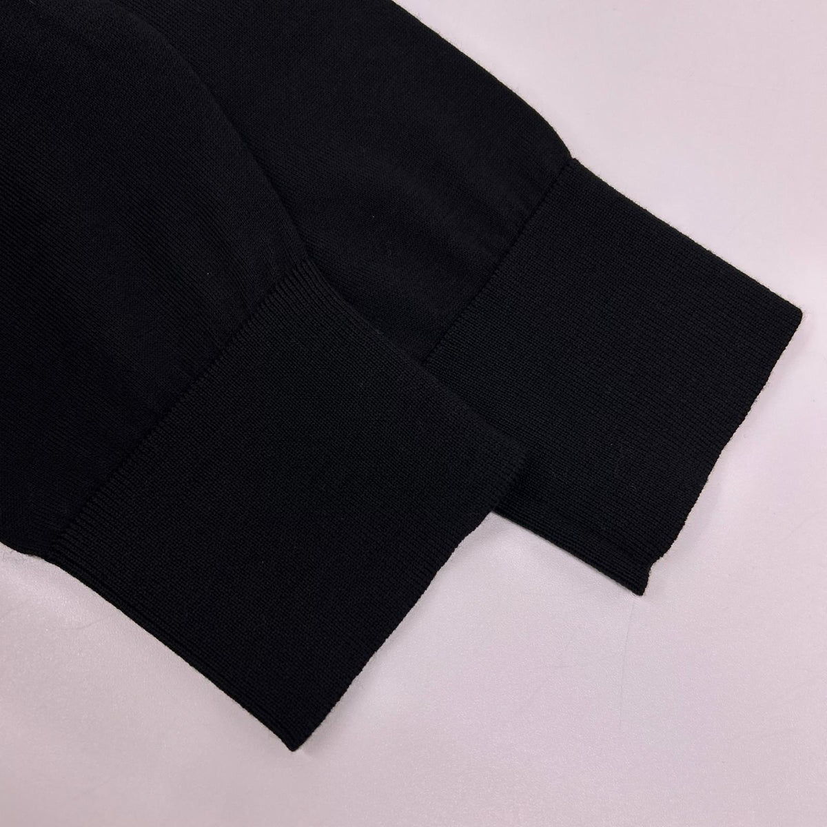 Dior HOMME Chris Van Assche Era 763M648KT637 Black Trimmed Knit Top