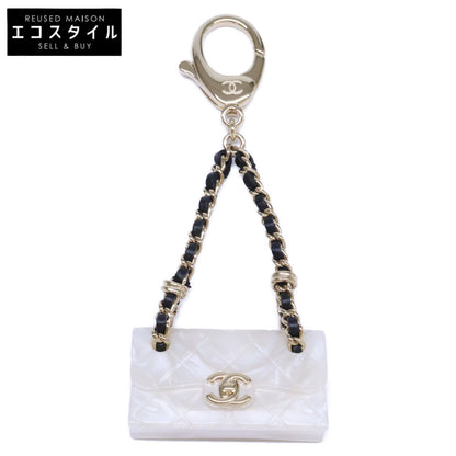 CHANEL シャネル 美品 B23C マトラッセ バッグチャーム キーホルダー