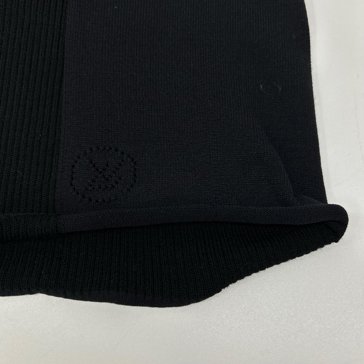 LOUIS VUITTON ルイヴィトン RW152A ブラック ノースリーブリブカットソー トップス