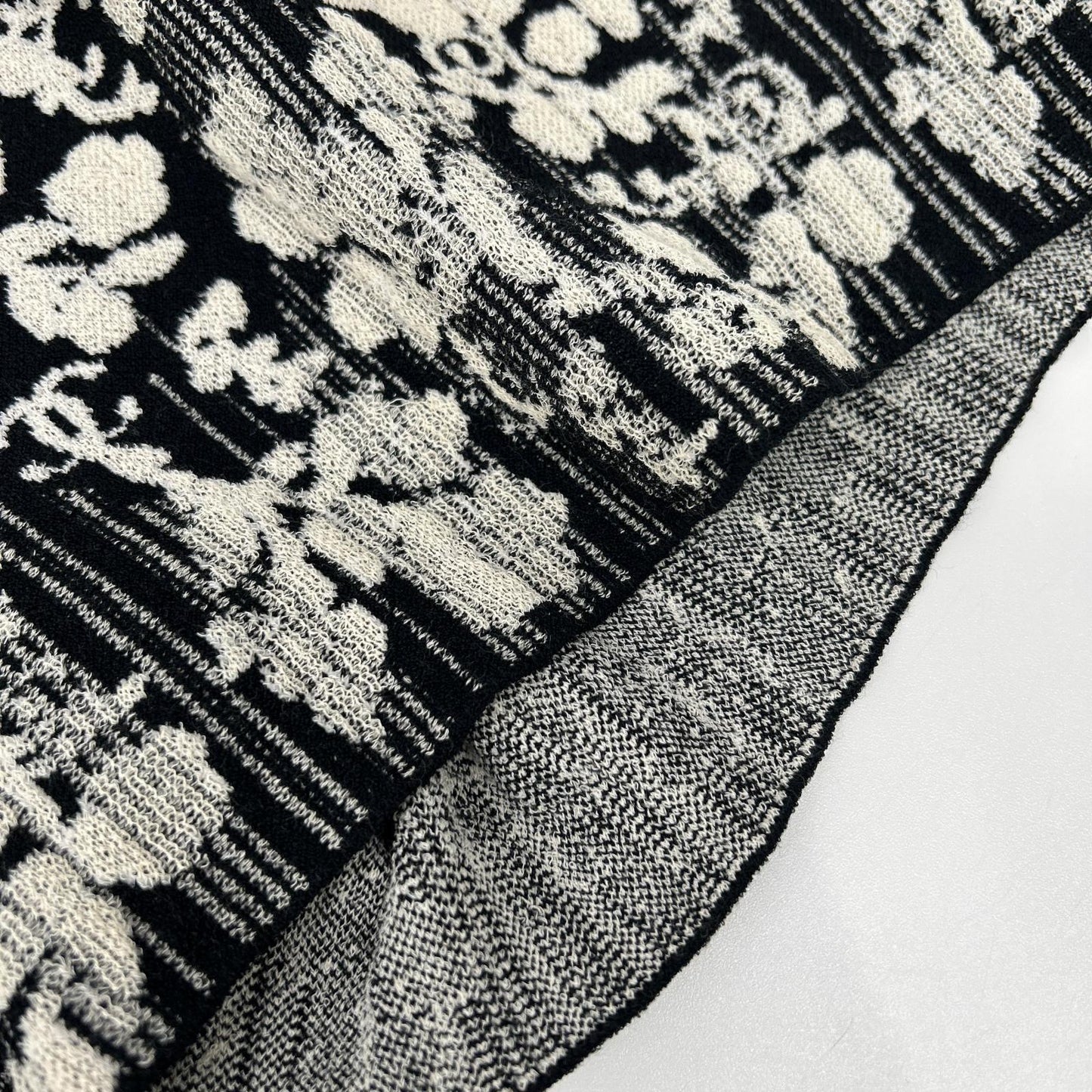 CHANEL シャネル P47652 ココマークリーフ刺繍 パイルショーツ ボトムス