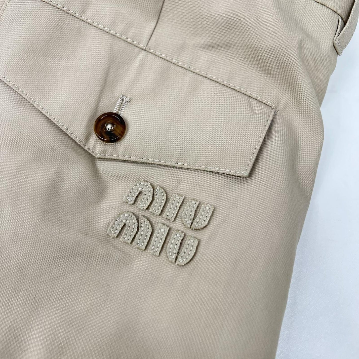 MIUMIU ミュウミュウ 25年製 MP1895 Sand Panama Pant ボトムス