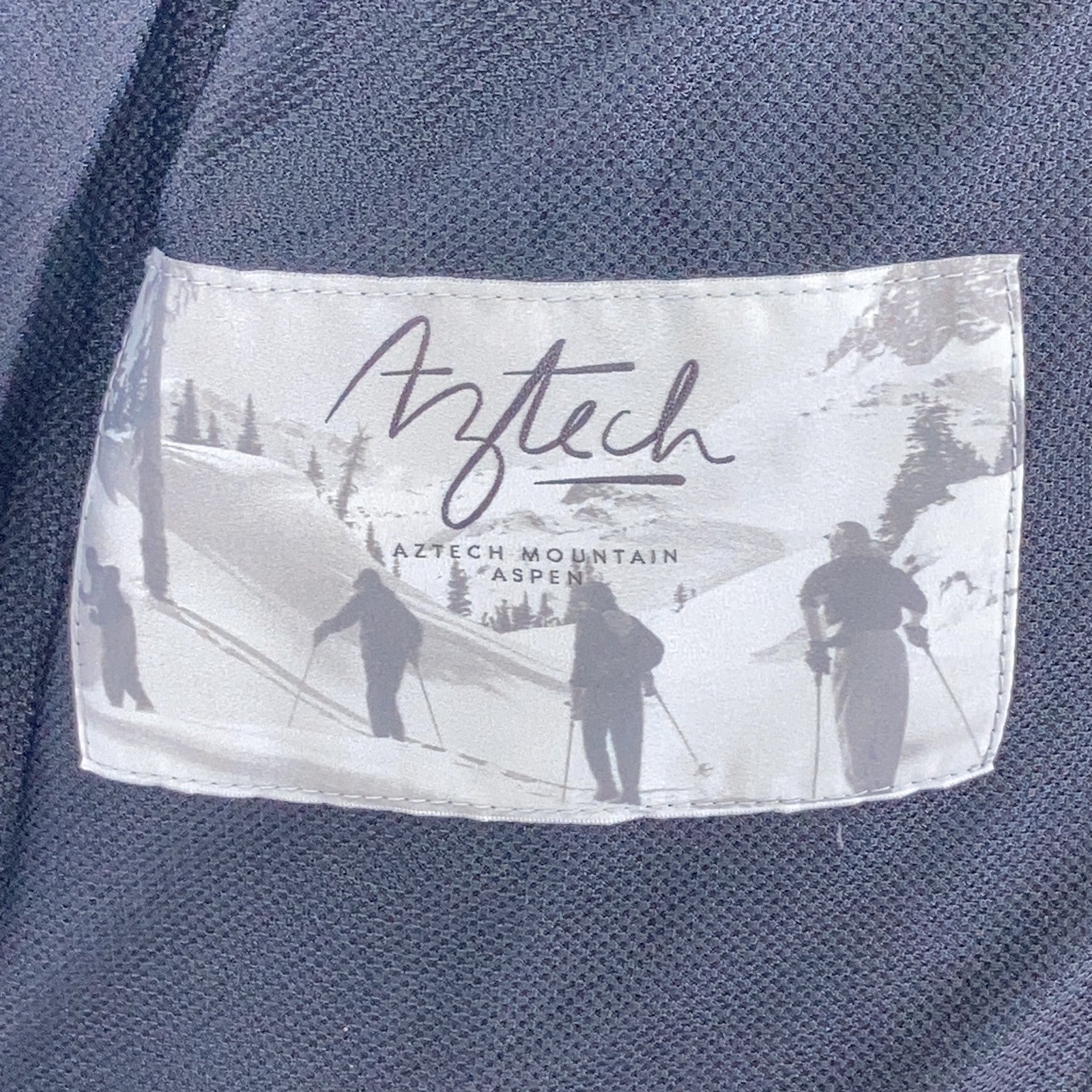 Aztech Mountain アズテックマウンテン レッド フーテッド ダウンジャケット ジャケット