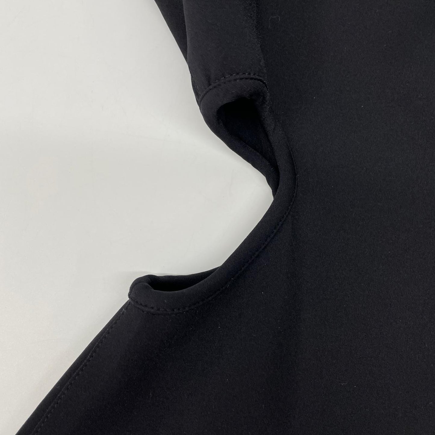 LOUIS VUITTON 路易威登 【美品/国内正品/23年产】RW231W G72 FOBL32 腰部镂空紧身衣