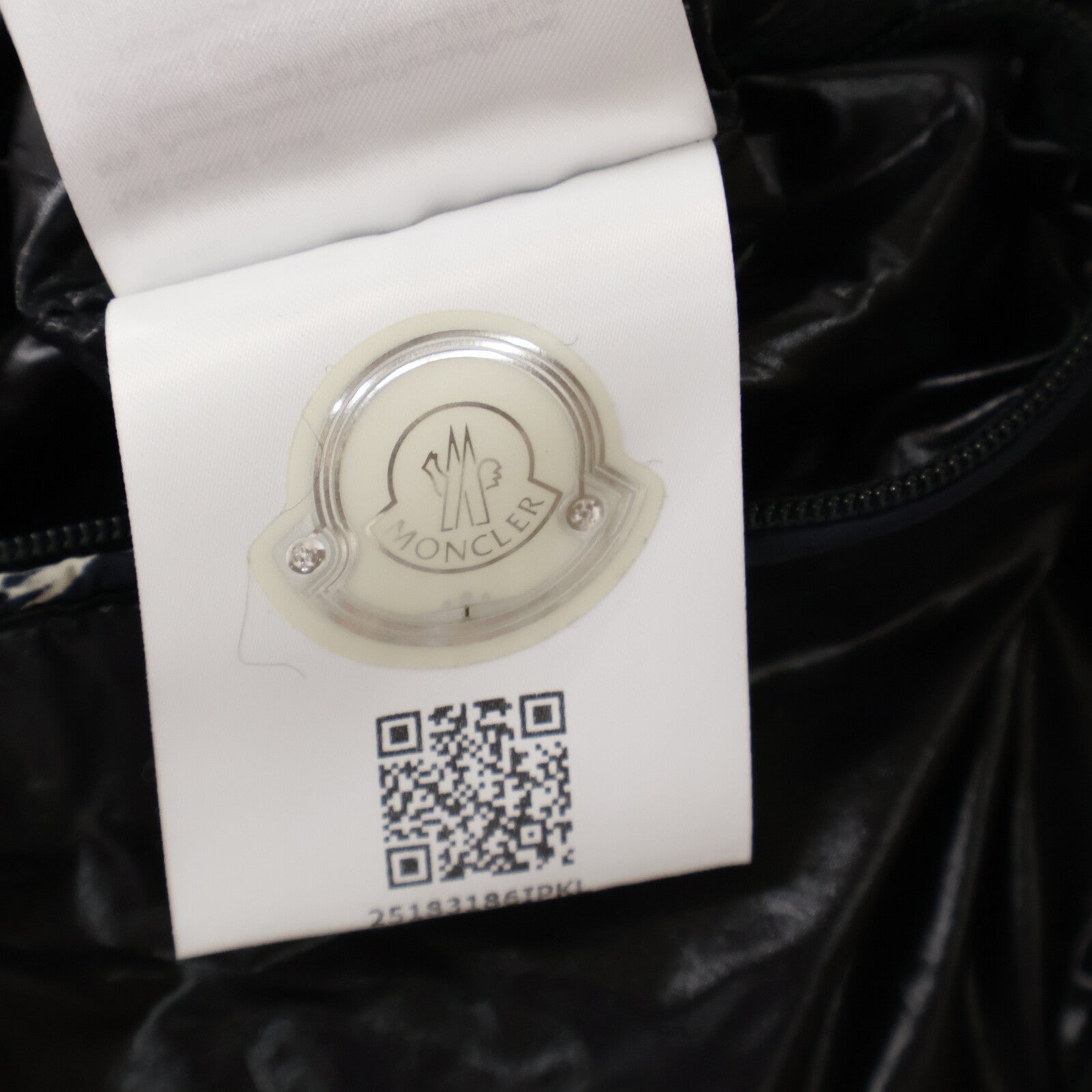 MONCLER モンクレール NEUVIC 総柄 斜めジップ フーディダウンジャケット ジャケット