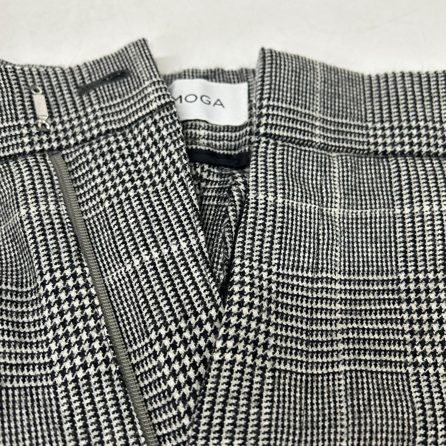MOGA Moga Glen check B0297CFP099 One-pleat flannel slacks Bottoms