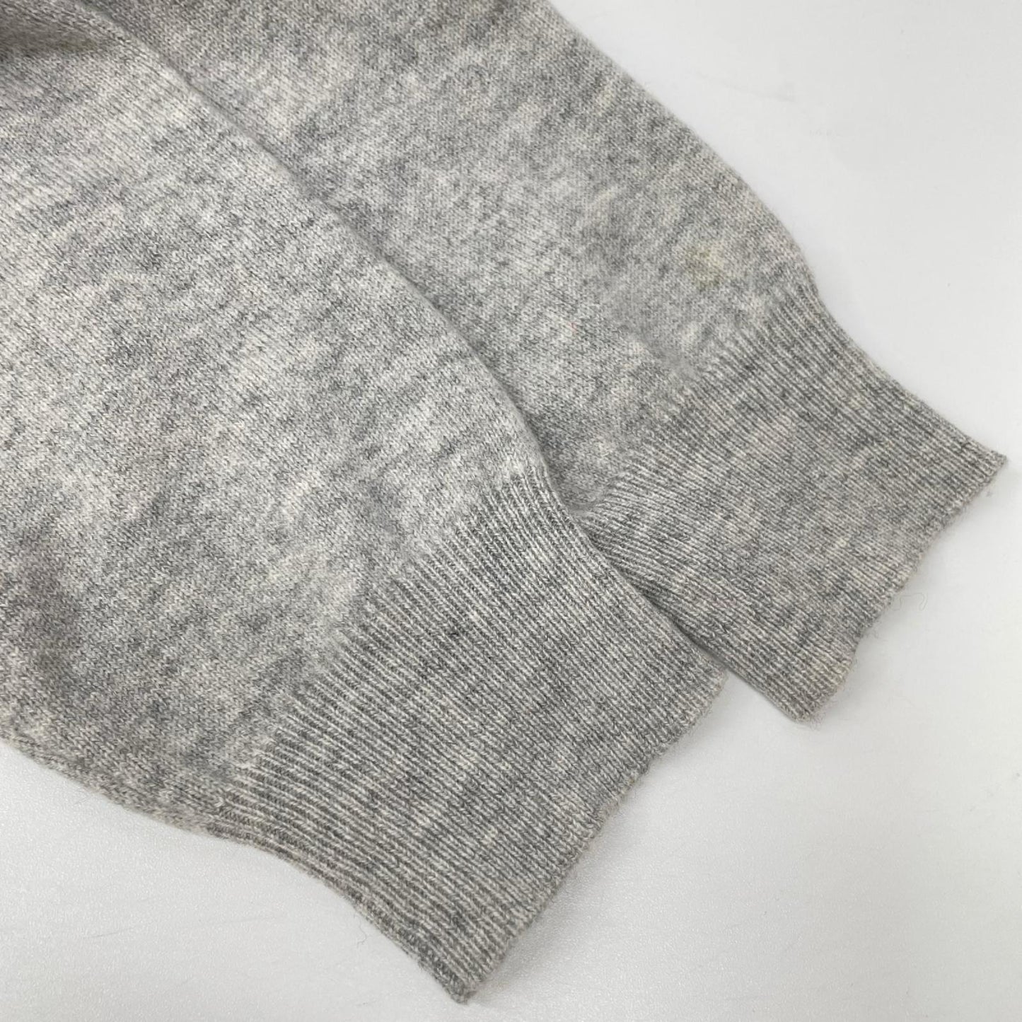 BRUNELLO CUCINELLI ブルネロクチネリ グレー カシミヤ タートルネックニット トップス