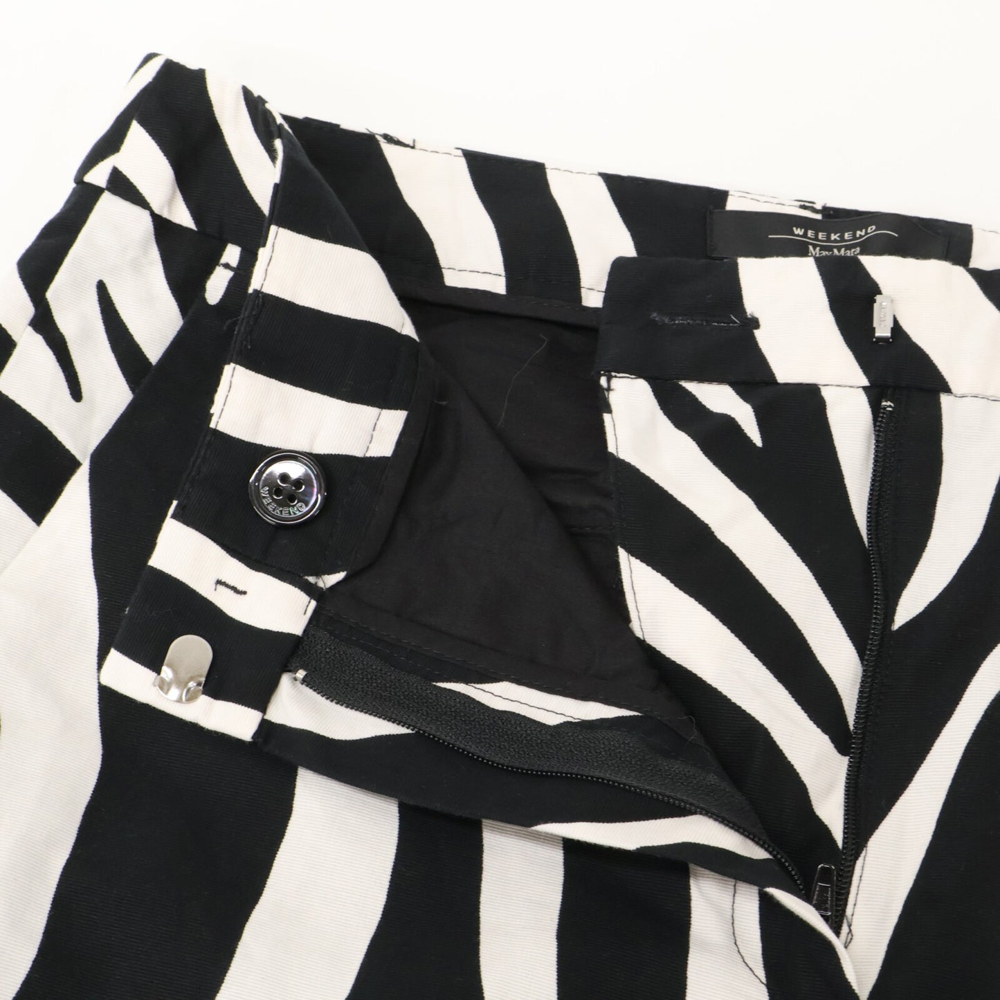 Max Mara WEEKEND Max Mara Weekend 513103856 Black x White Cotton Zebra Print Semi-Flare Pants Bottoms 42 Women's