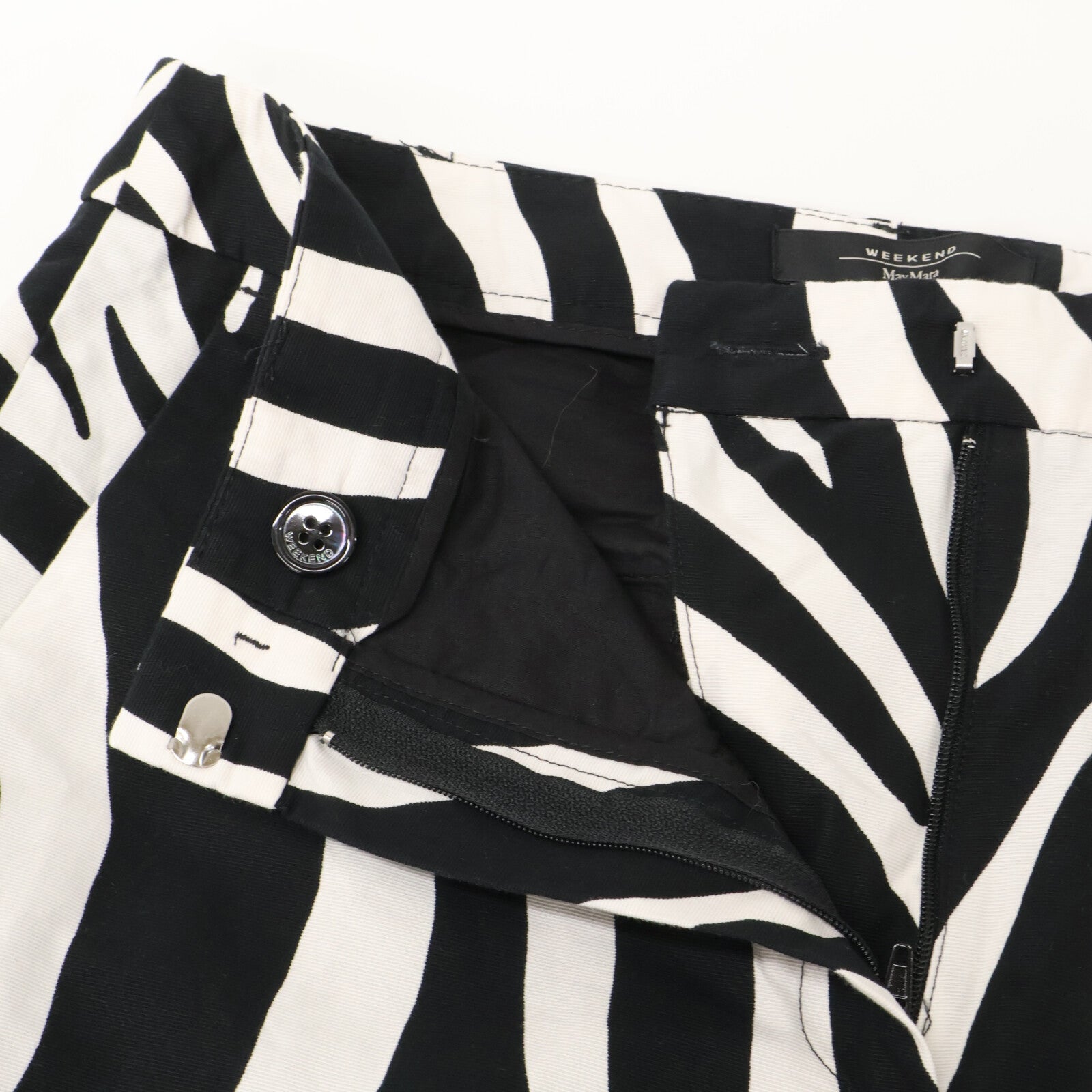 Max Mara WEEKEND Max Mara Weekend 513103856 Black x White Cotton Zebra Print Semi-Flare Pants Bottoms 42 Women's