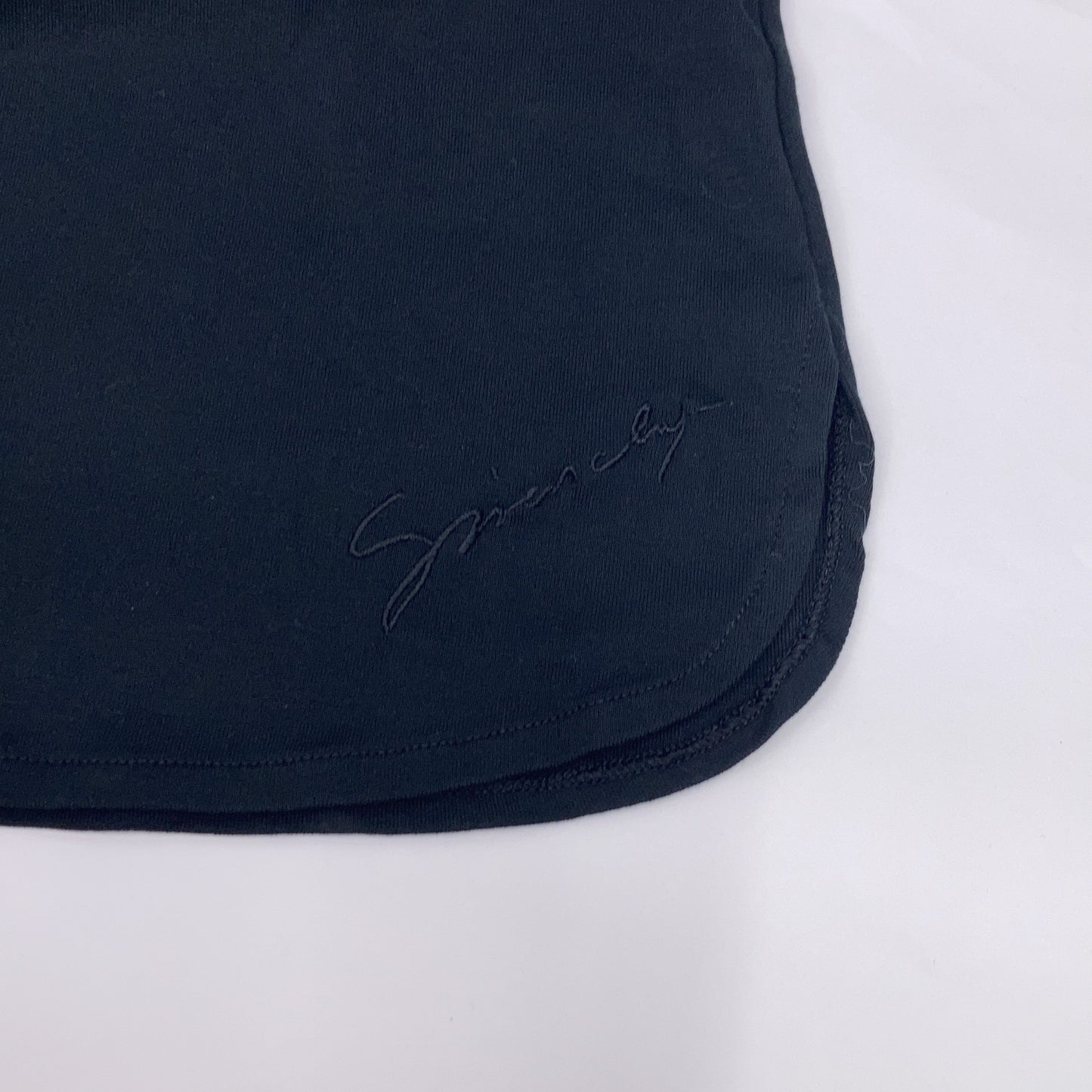 GIVENCHY ジバンシィ ﾌﾞﾗｯｸ ｺｯﾄﾝ ﾌﾗﾜｰﾓﾁｰﾌ ﾒｯｼｭ切り替え ﾉｰｽﾘｰﾌﾞｶｯﾄｿｰ トップス M レディース