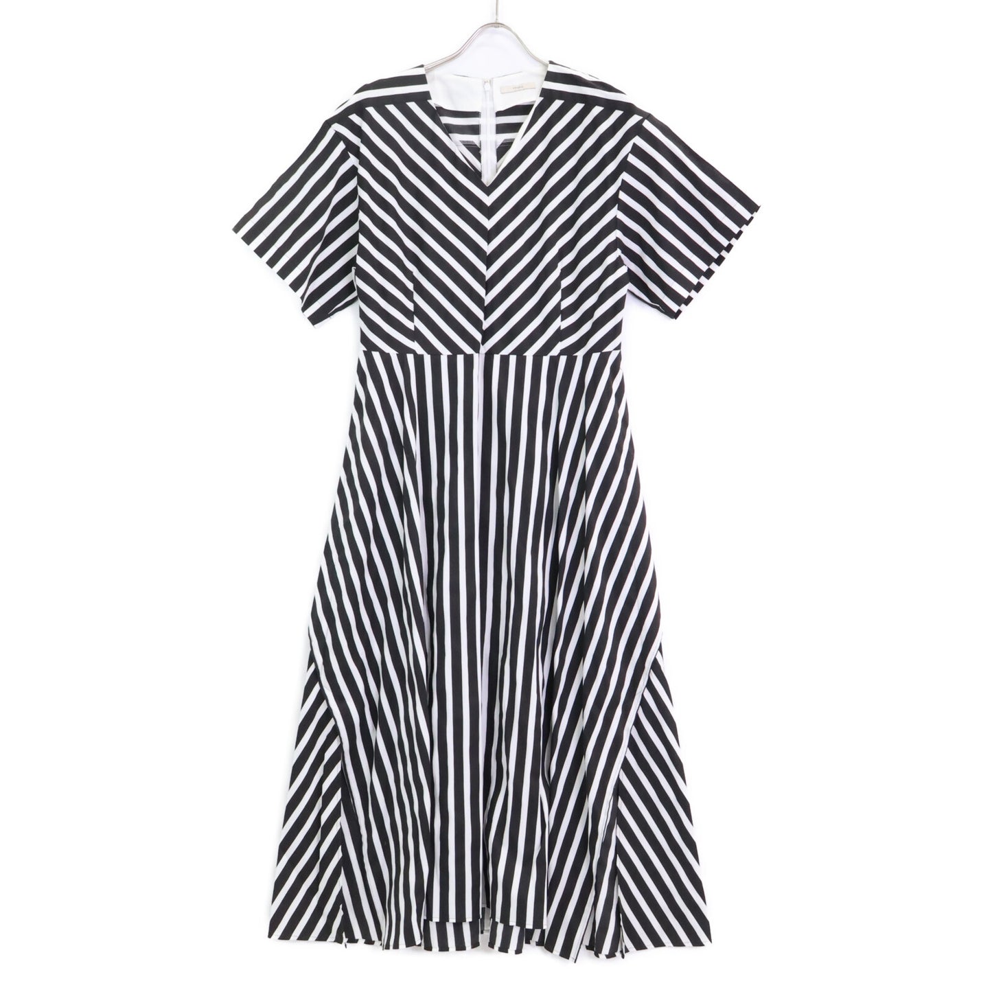 534-0240601 Black x White Stripe Short Sleeve Maxi Dress Dresses 1 Ladies
