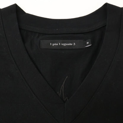 1PIU1UGUALE3 Uno Piu Uno Uguale Tre MRT289 Black BACK LEAF V-NECK TEE V-Neck T-Shirt Top