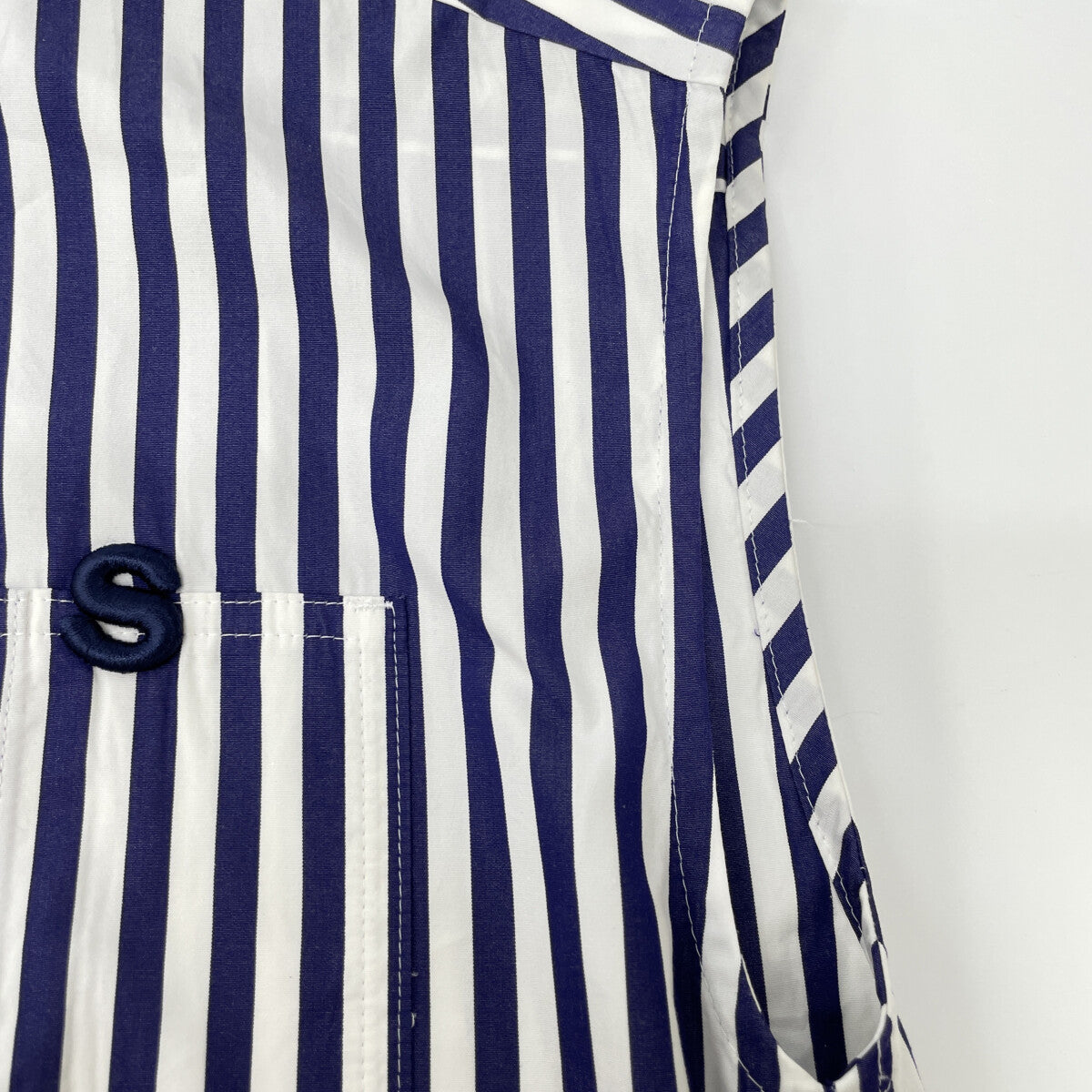 sacai sacai 23-06505 23SS 蓝白 Thomas Mason 条纹短袖衬衫 上衣