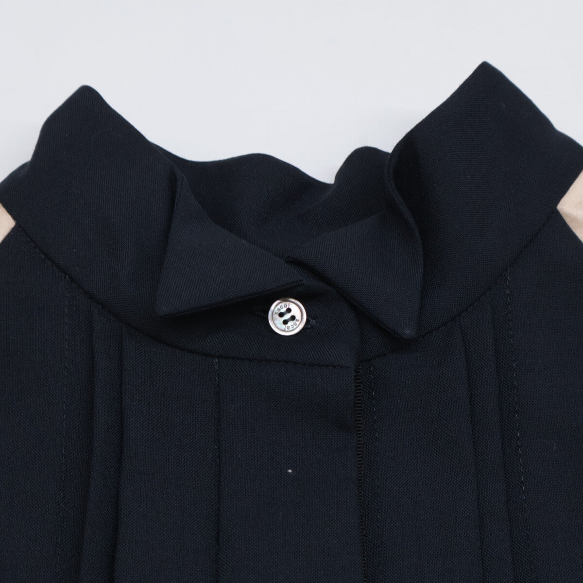 sacai サカイ 22-06039 22SS 黑色 Suiting Mix Shirt 无袖衬衫 女士上衣