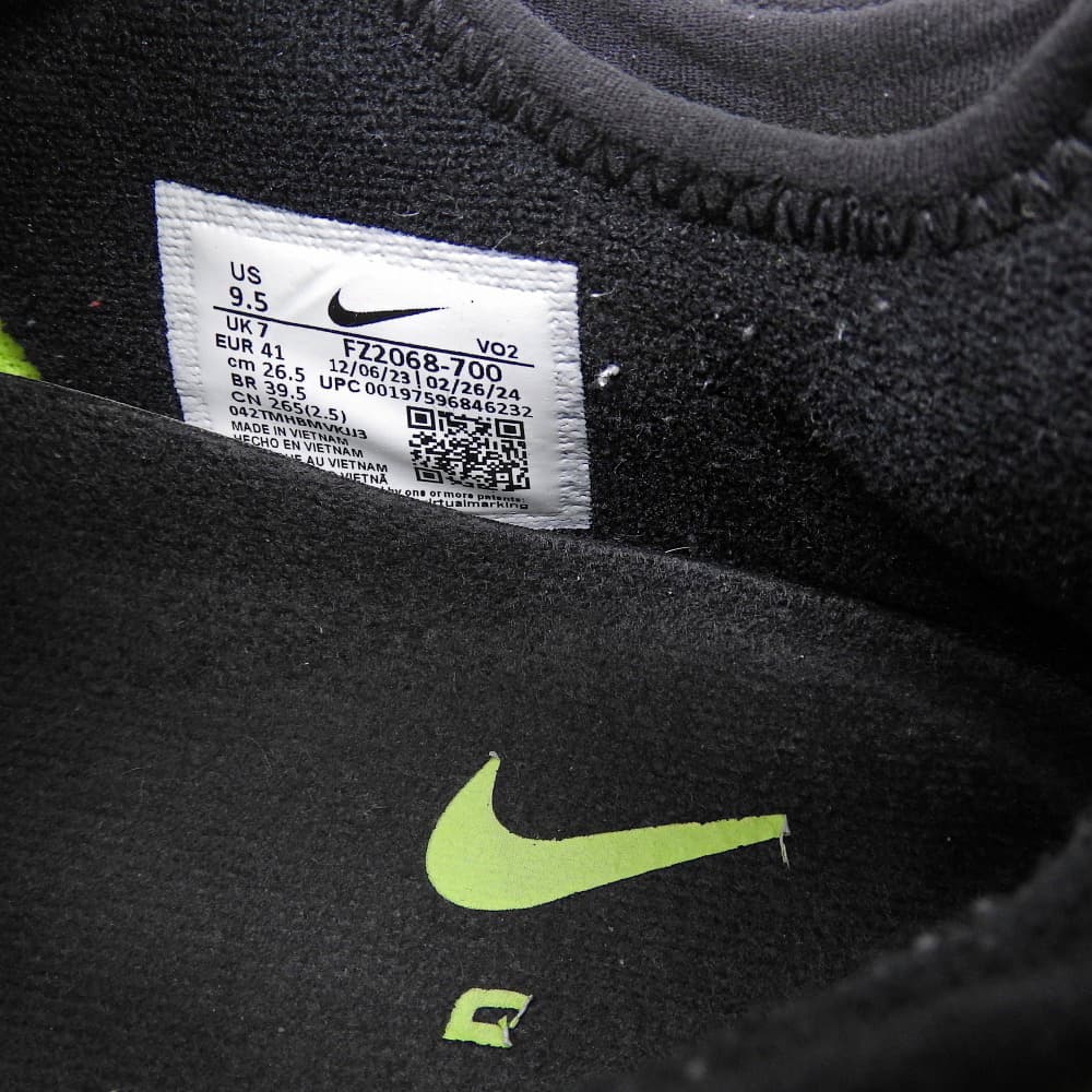 NIKE ナイキ W AIR MAX SNDR スニーカー シューズ メンズ VOLT ボルト ブラック ホワイト 26.5cm FZ2068-700 シューズ 9.5(US)