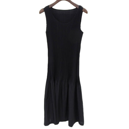 ISSEY MIYAKE 三宅一生 涤纶 褶皱拼接 无袖连衣裙 女士 黑色 M IM02FH919 连衣裙