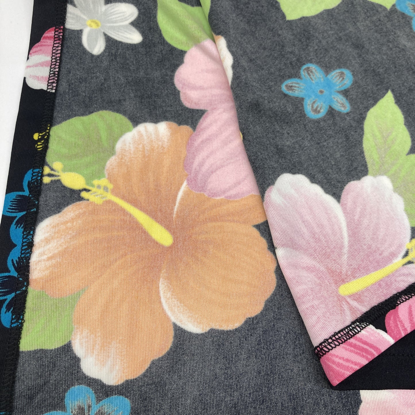 DOLCE&GABBANA Dolce & Gabbana G551/1330 Black x Multicolor Floral Pareo Skirt