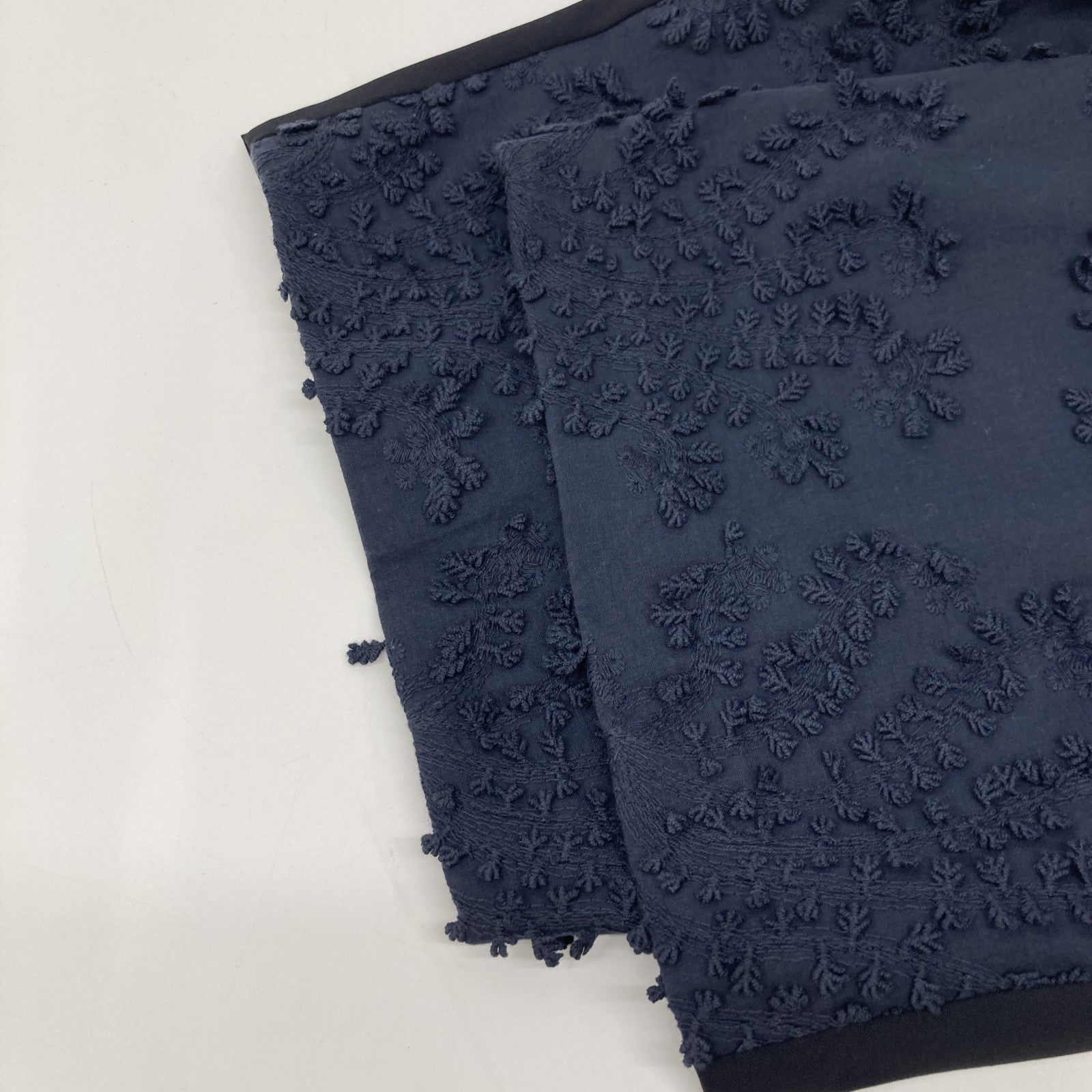 251004 Navy Floral Design Lace Tuck Gathered Pants Bottoms 2 Ladies