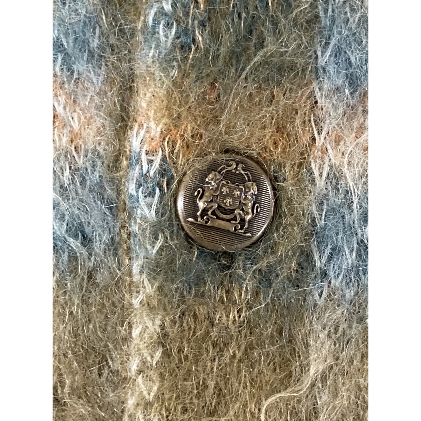 CELINE 思琳 20AW 2A32J204L 卡其色 马海毛混纺 格纹 开衫 上衣